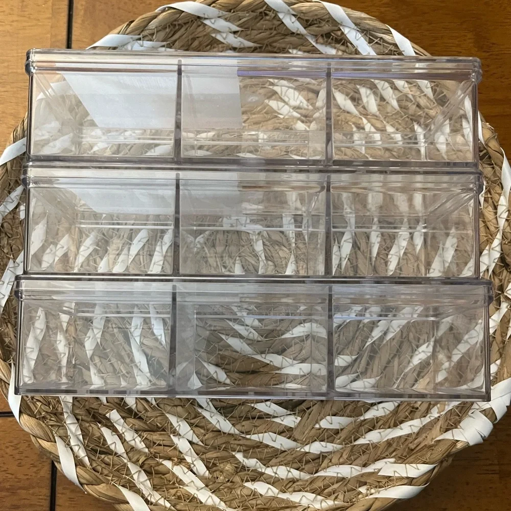 COPY - ORGANIZING LIDS Storage Essential. Stackable Organizers Transparent.